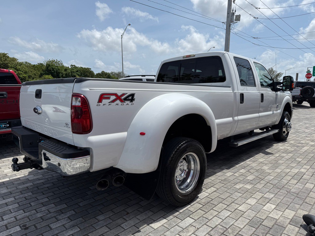 2015 Ford F-350 Image 8