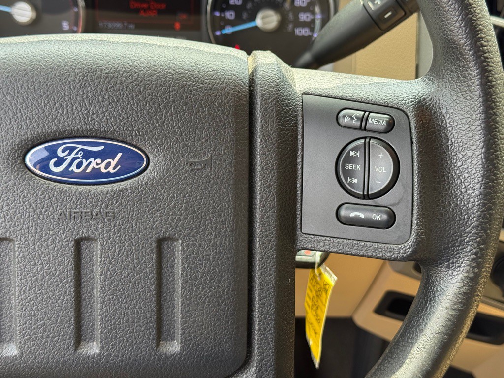 2015 Ford F-350 Image 15