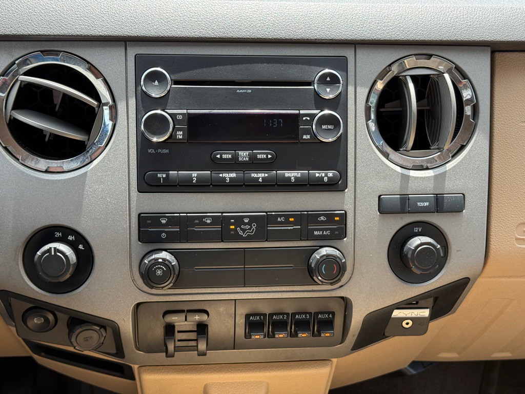 2015 Ford F-350 Image 18