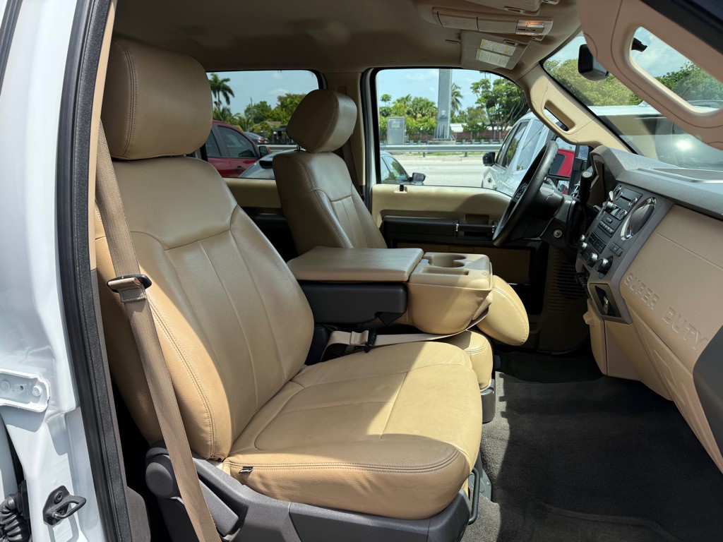 2015 Ford F-350 Image 25