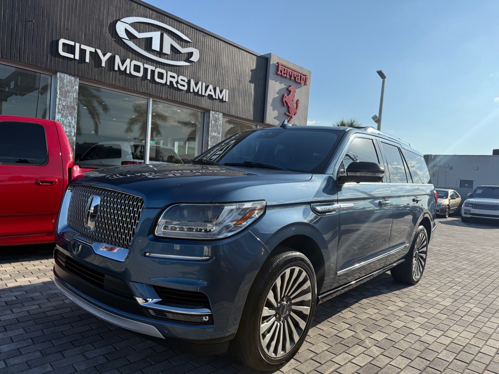 2019 Lincoln Navigator Image 3