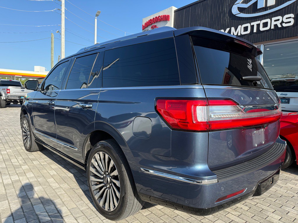 2019 Lincoln Navigator Image 4