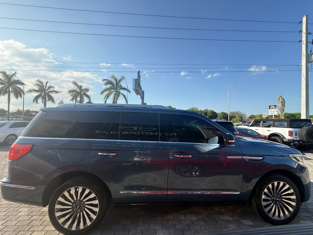 2019 Lincoln Navigator Image 7