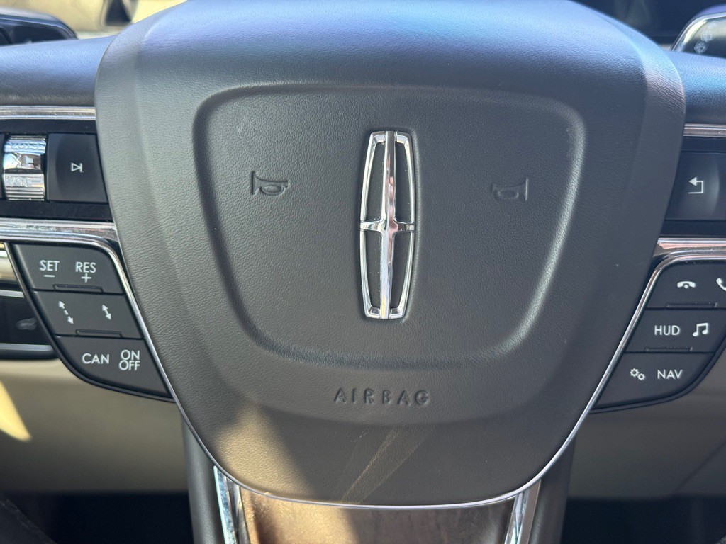 2019 Lincoln Navigator Image 11