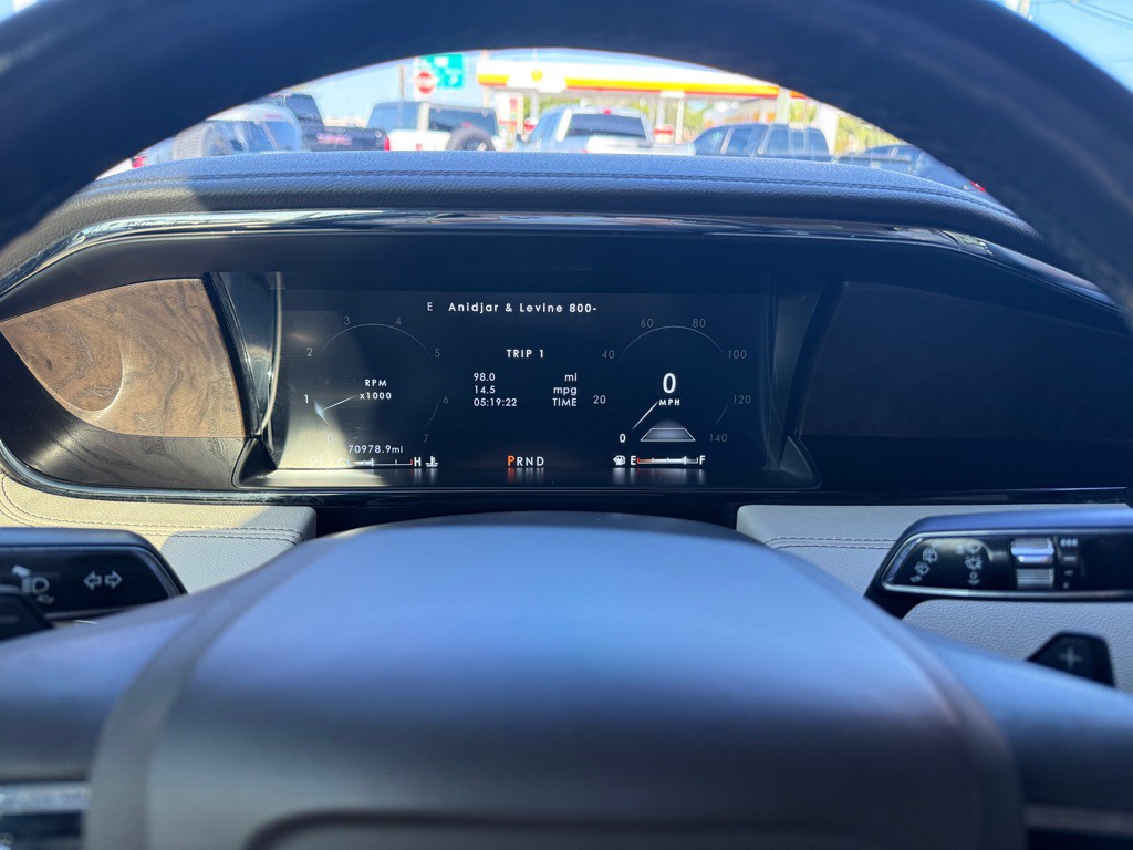 2019 Lincoln Navigator Image 13