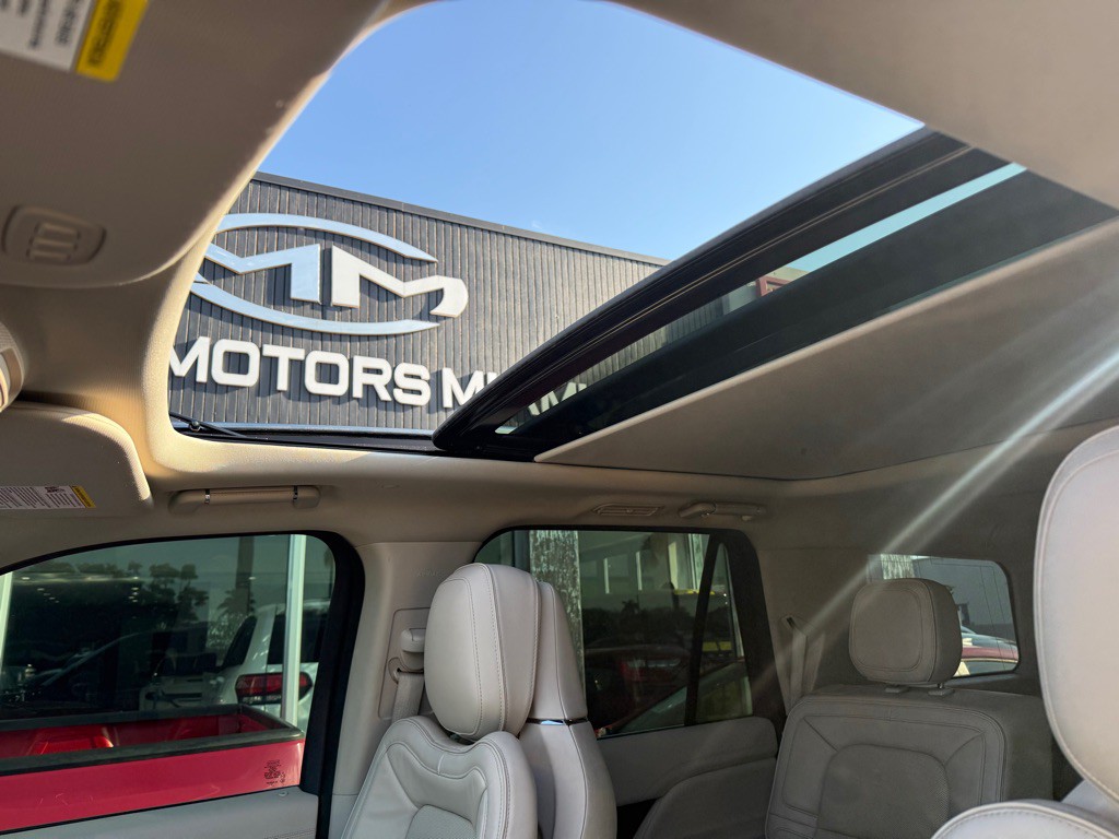 2019 Lincoln Navigator Image 31