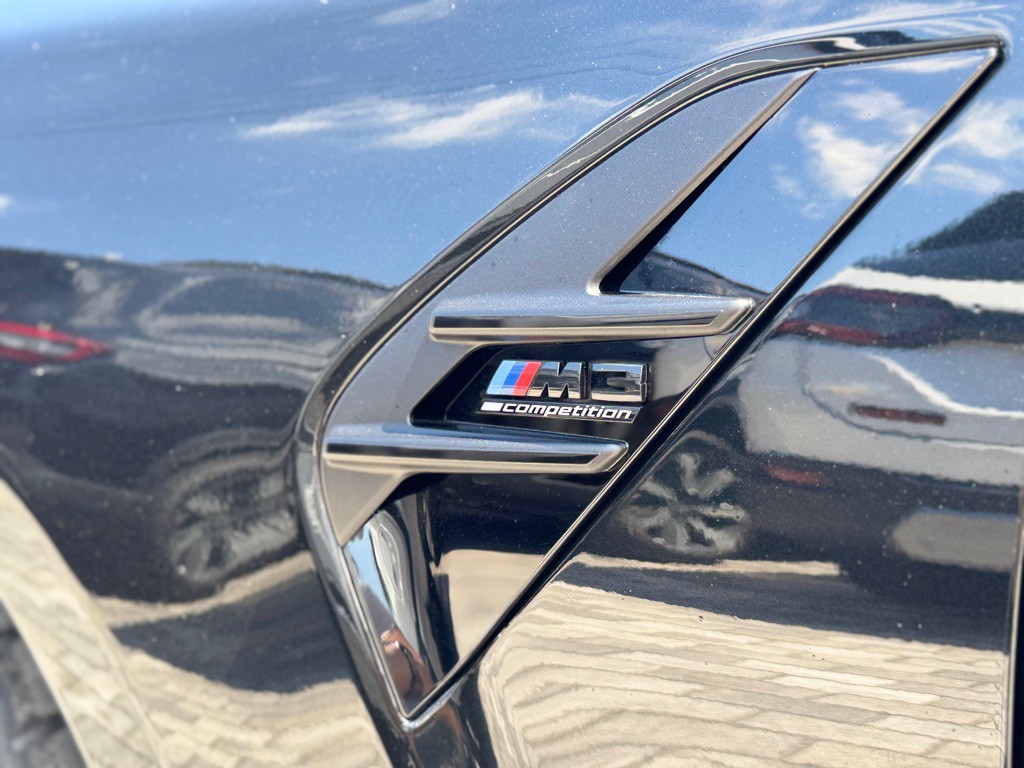 2024 BMW M3 Image 21