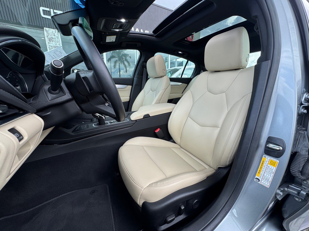 2023 Cadillac CT5 Image 10