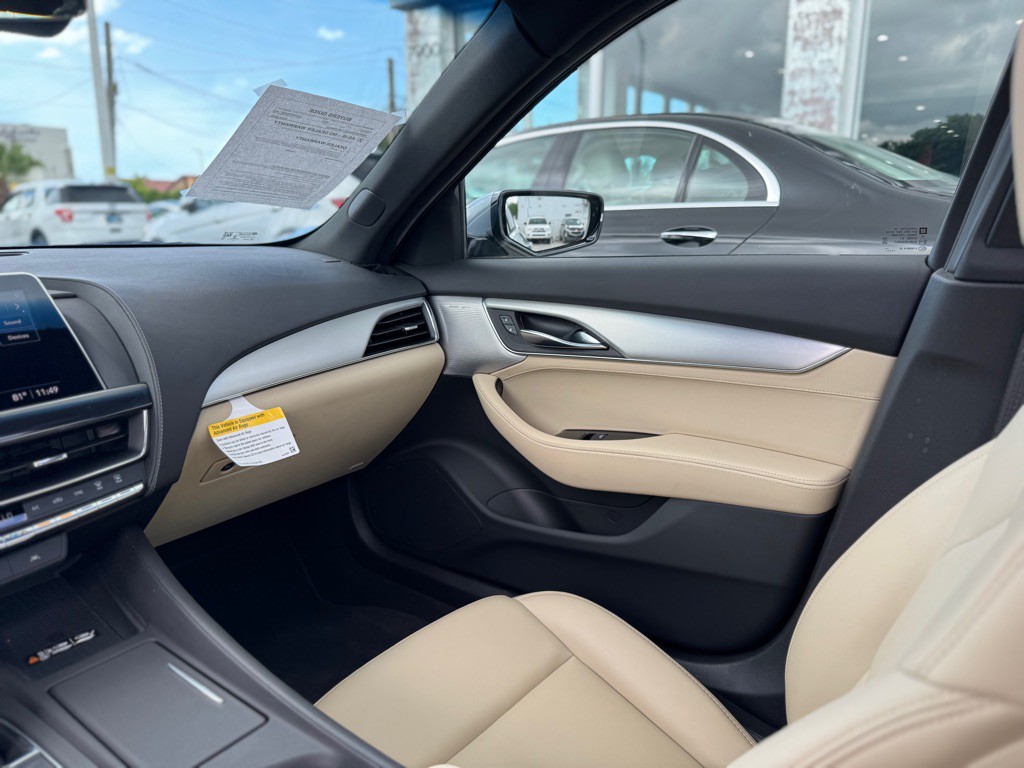 2023 Cadillac CT5 Image 17