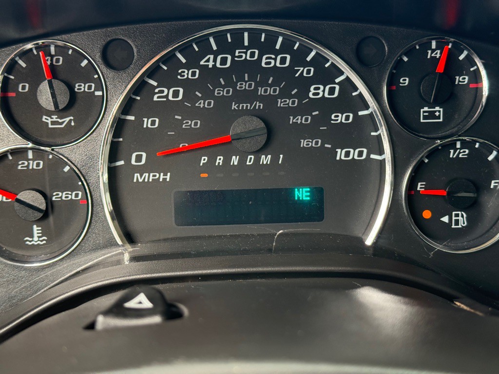2020 Chevrolet Express Image 15