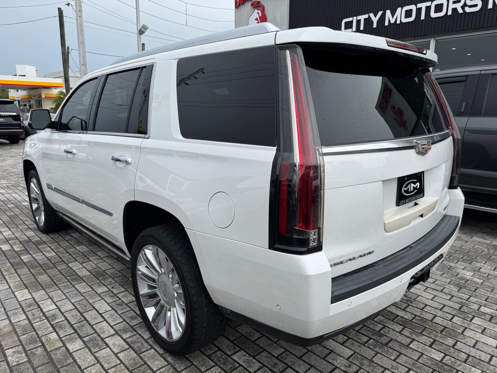2019 Cadillac Escalade Image 5