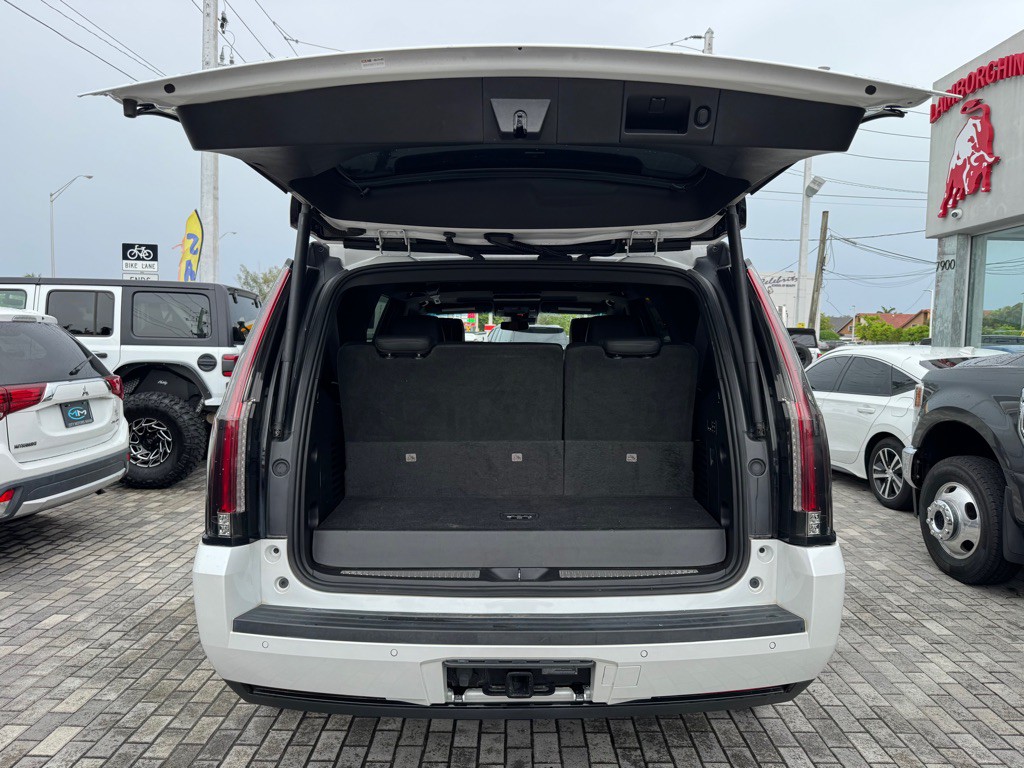 2019 Cadillac Escalade Image 7