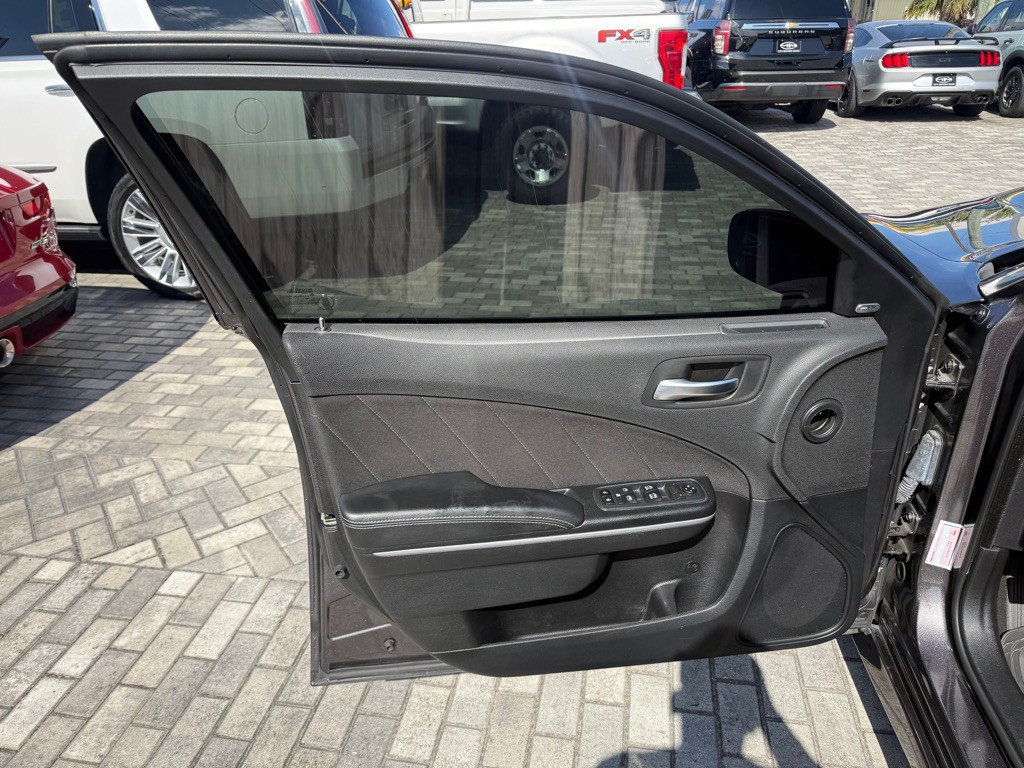 2020 Dodge Charger Image 11