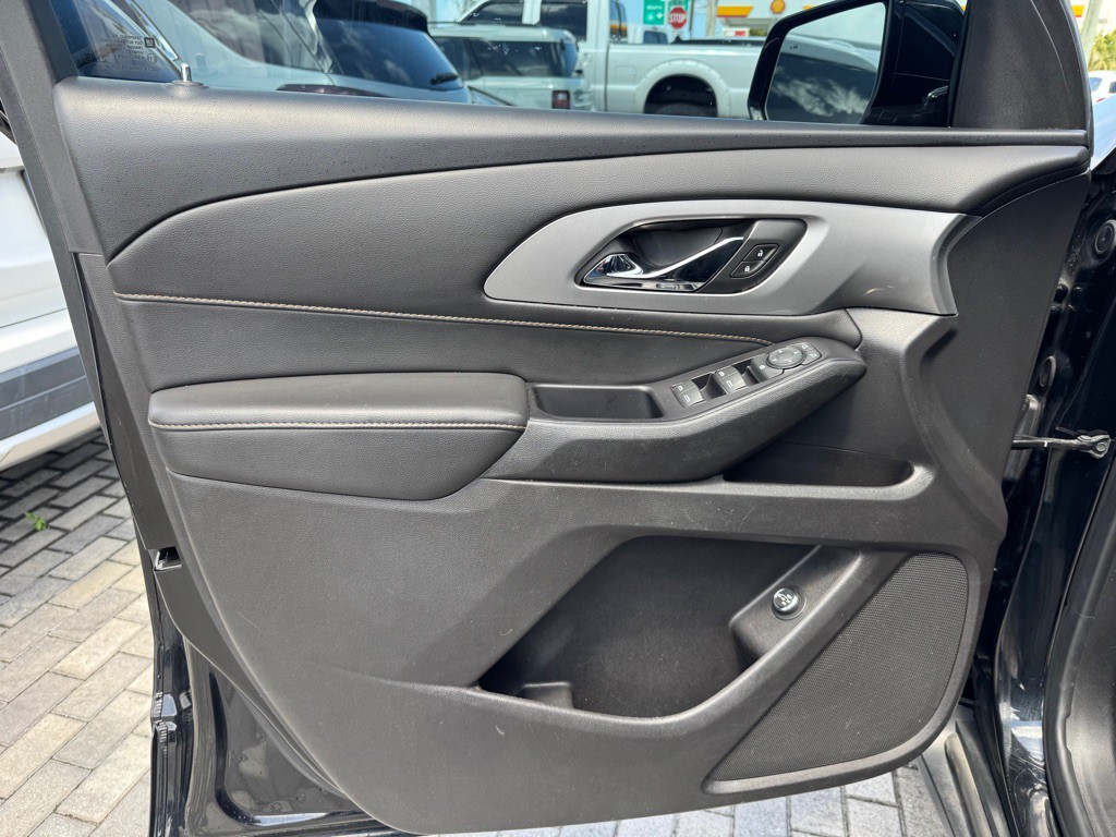 2019 Chevrolet Traverse Image 11