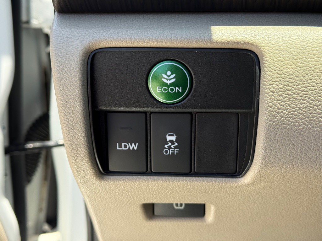 2015 Honda Accord Image 19