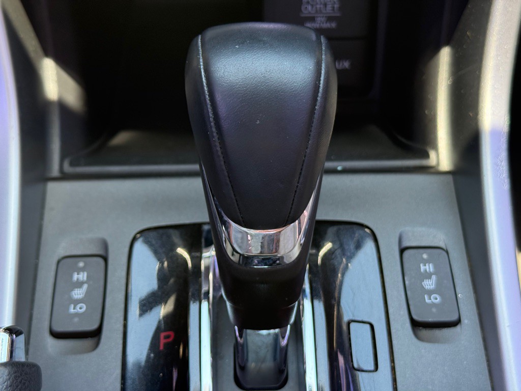 2015 Honda Accord Image 22