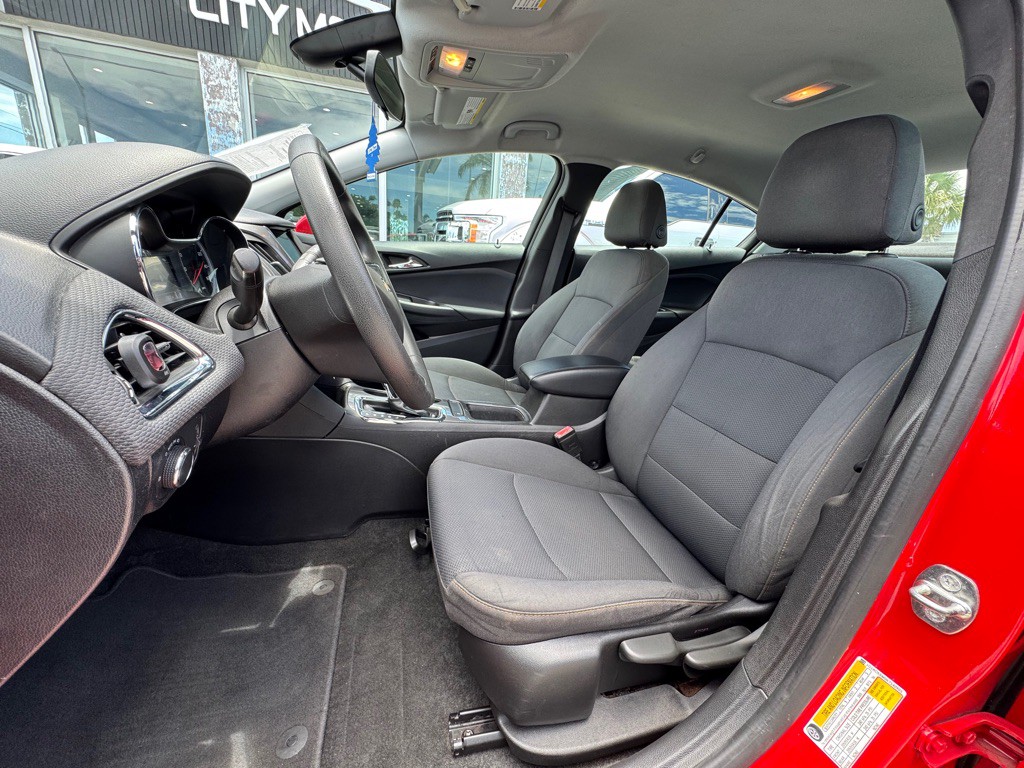 2019 Chevrolet Cruze Image 11