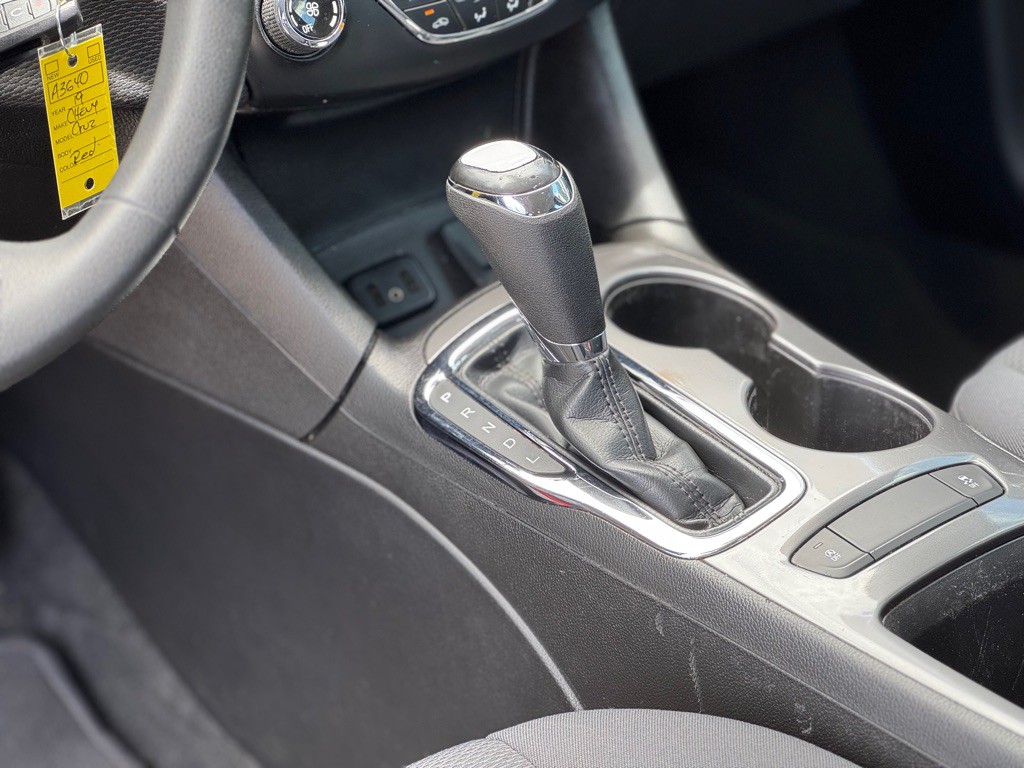 2019 Chevrolet Cruze Image 17