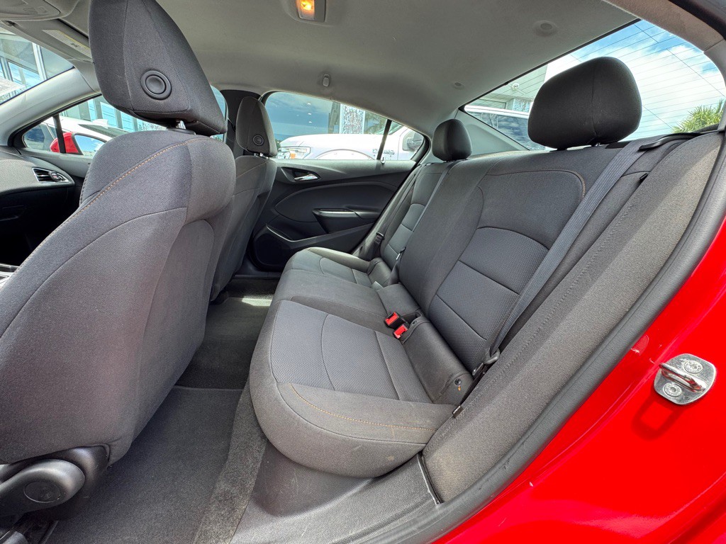 2019 Chevrolet Cruze Image 21