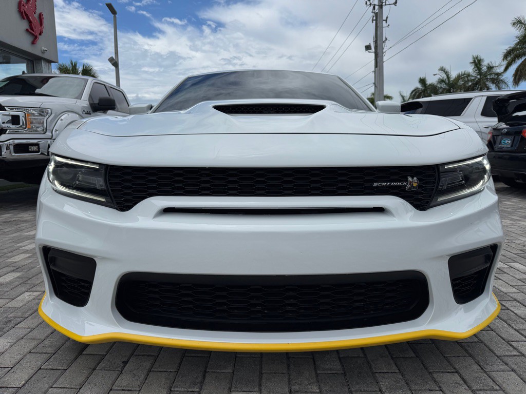 2022 Dodge Charger Image 2