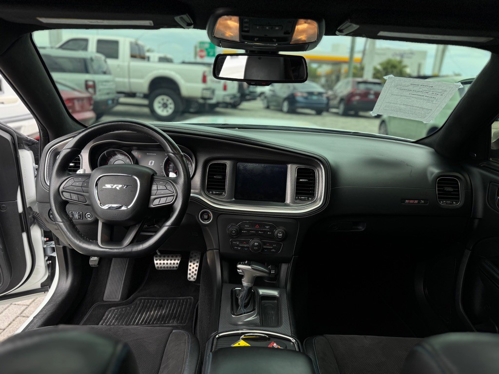 2022 Dodge Charger Image 12