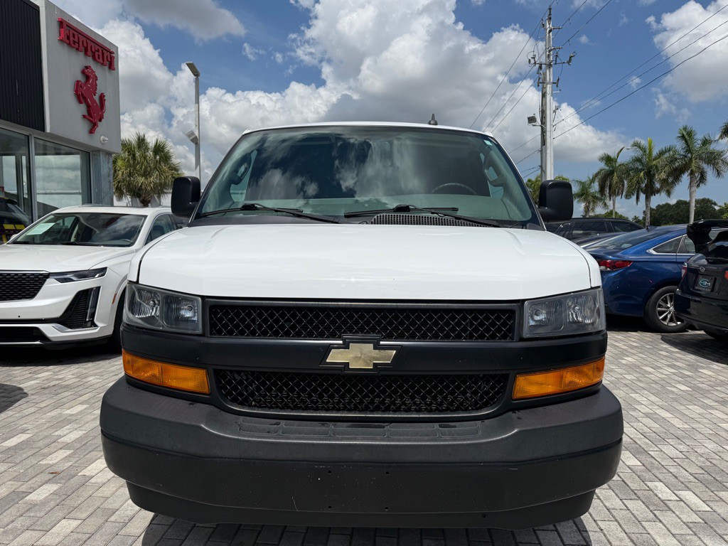 2021 Chevrolet Express Image 2