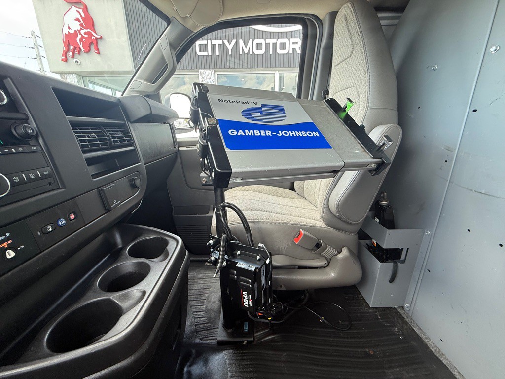 2021 Chevrolet Express Image 26