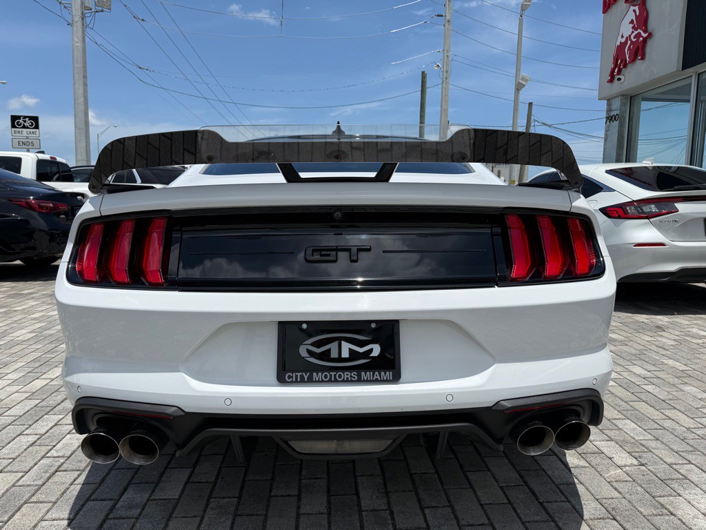 2020 Ford Mustang Image 7