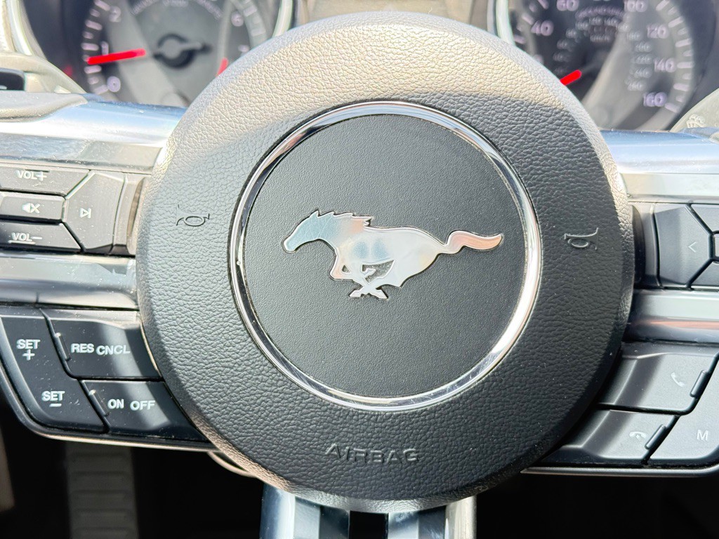 2020 Ford Mustang Image 14
