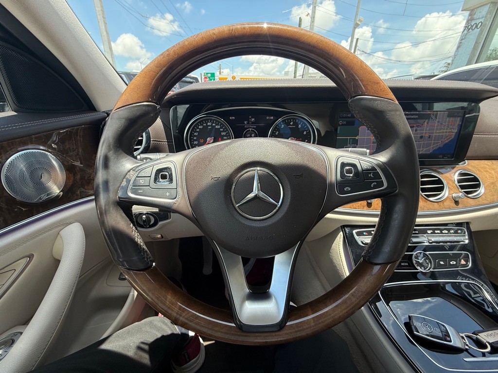 2017 Mercedes-Benz E-Class Image 8
