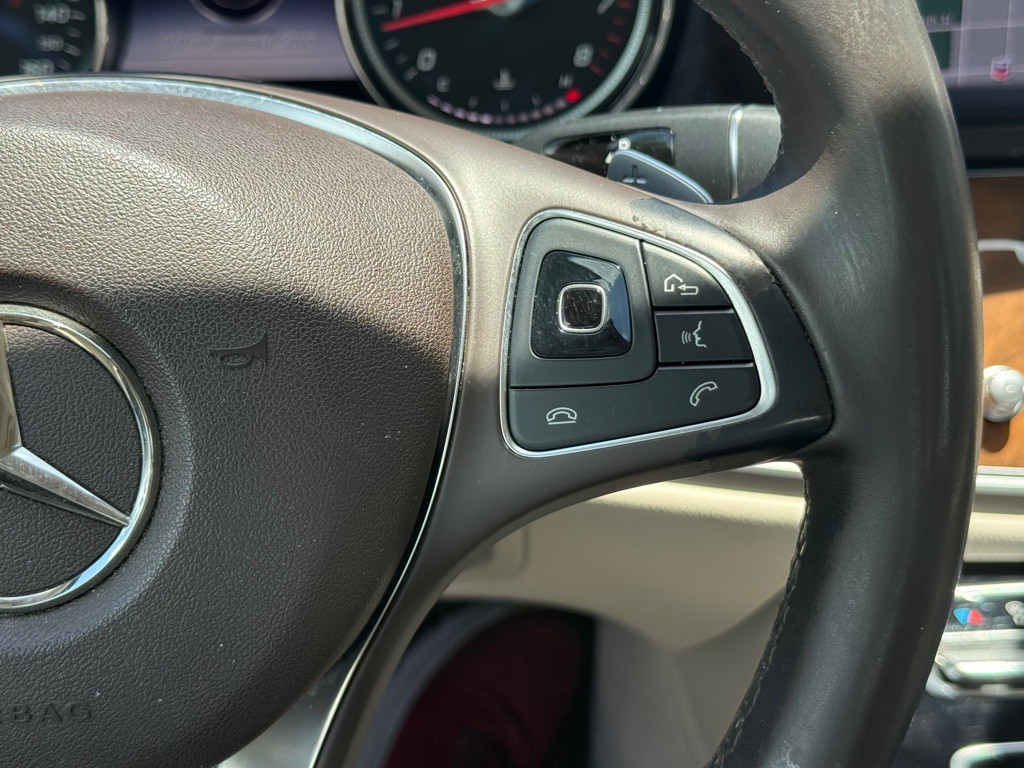 2017 Mercedes-Benz E-Class Image 12
