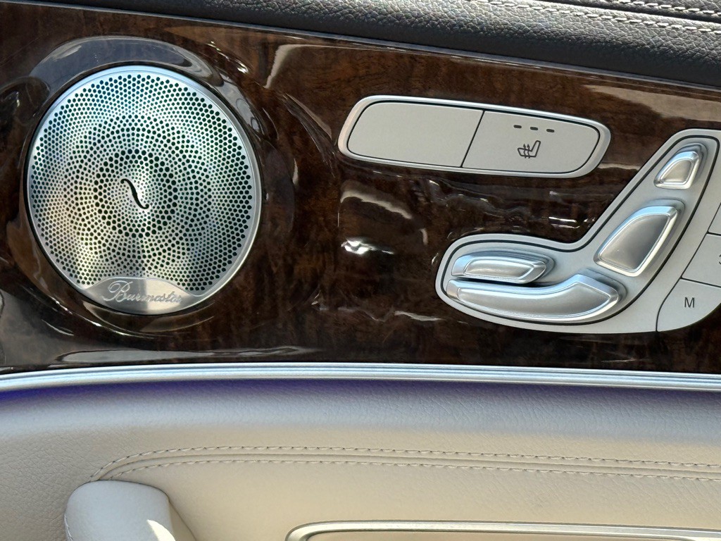 2017 Mercedes-Benz E-Class Image 18