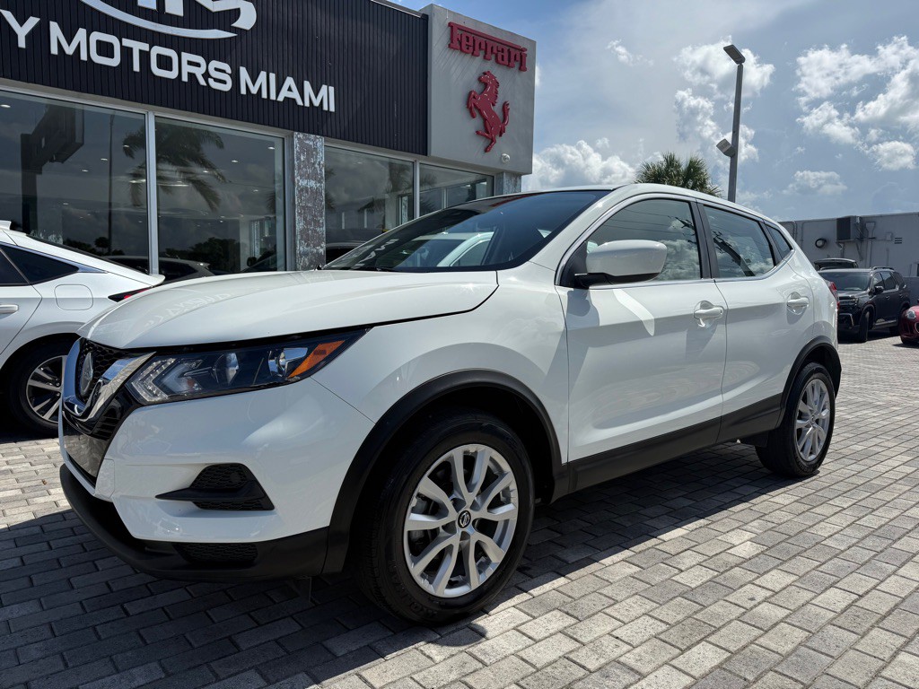 2021 Nissan Rogue Image 3