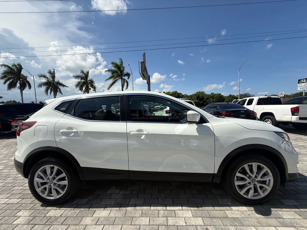 2021 Nissan Rogue Image 7