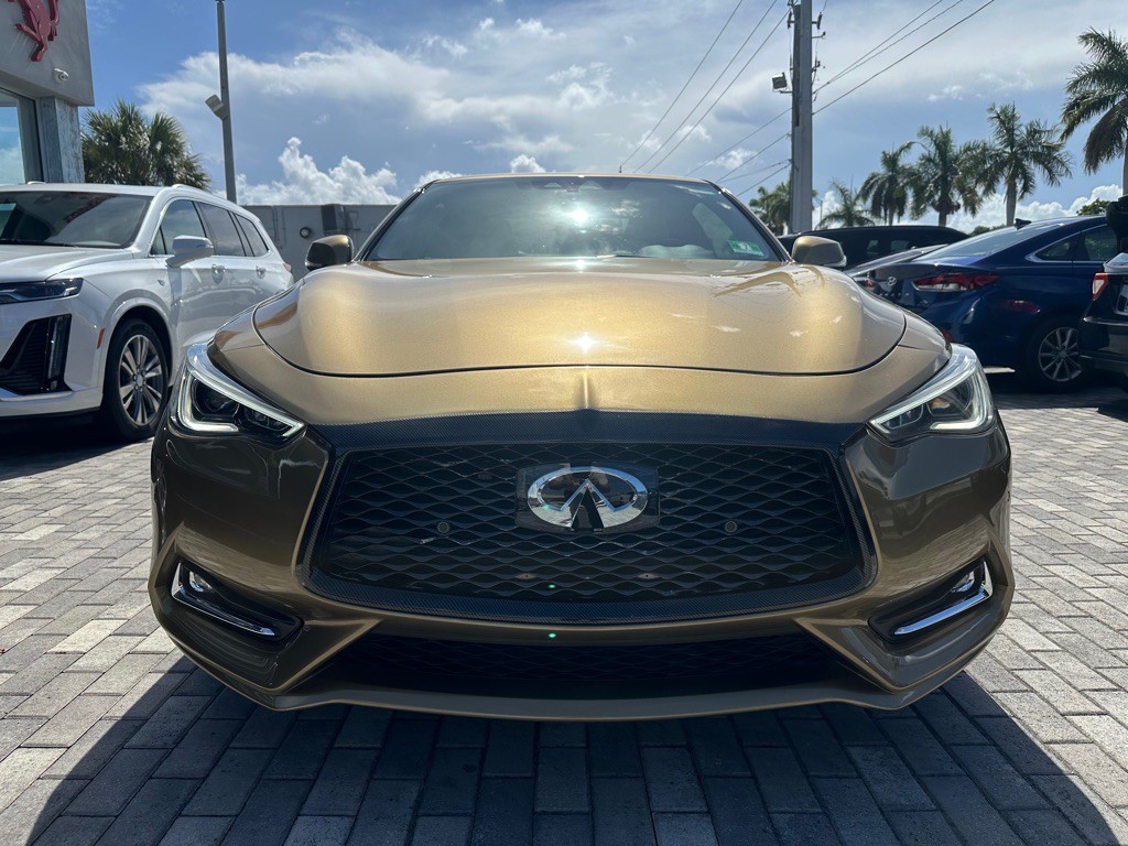 2018 INFINITI Q60 Image 2
