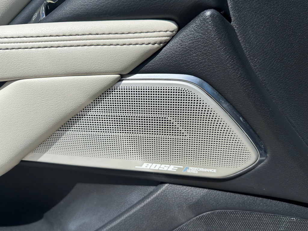 2018 INFINITI Q60 Image 10