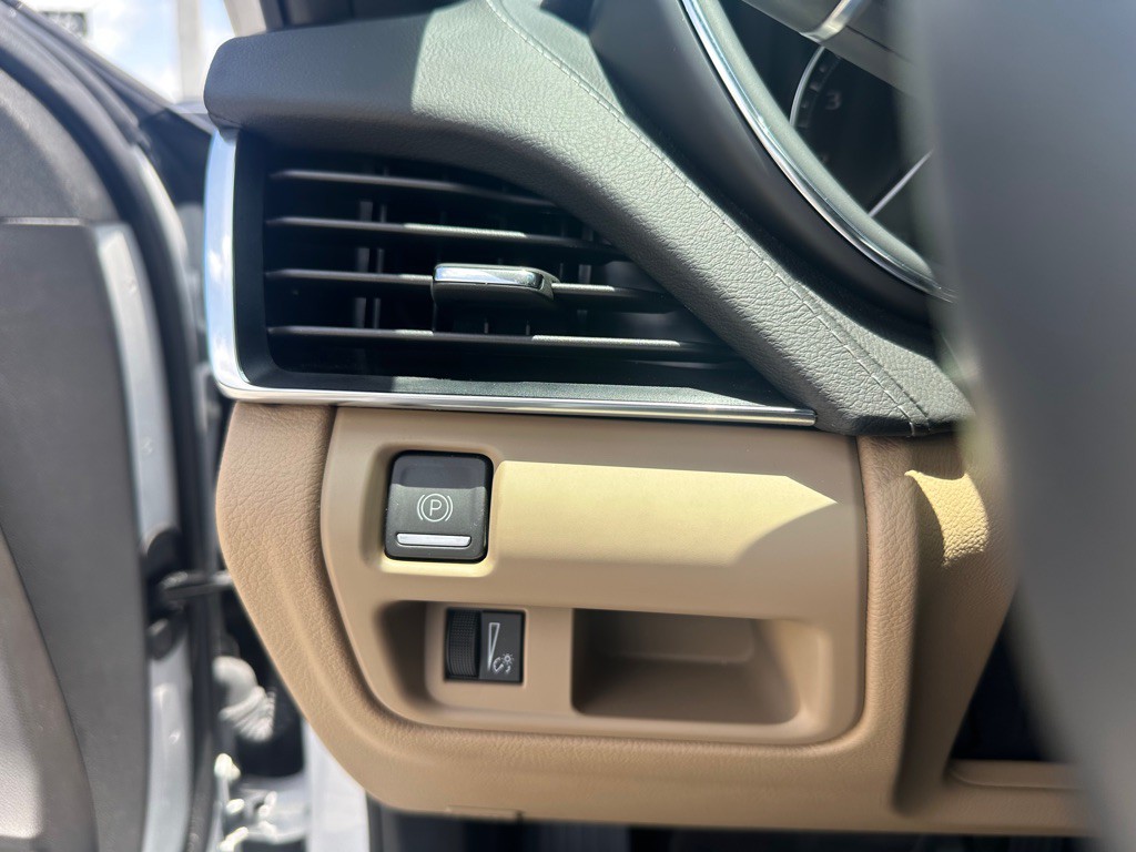 2023 Cadillac CT5 Image 18