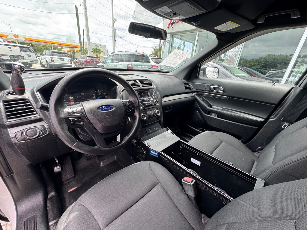 2017 Ford Explorer Image 10