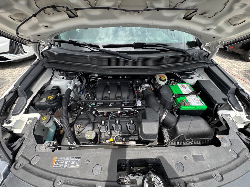 2017 Ford Explorer Image 17