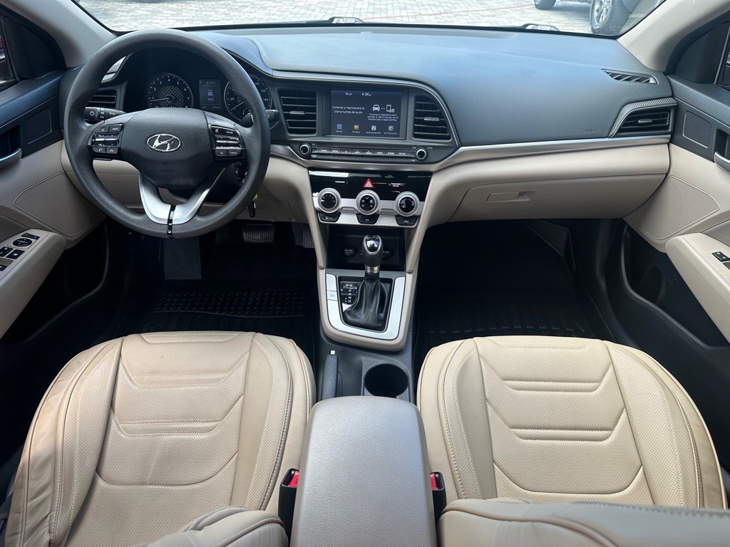 2019 Hyundai Elantra Image 11