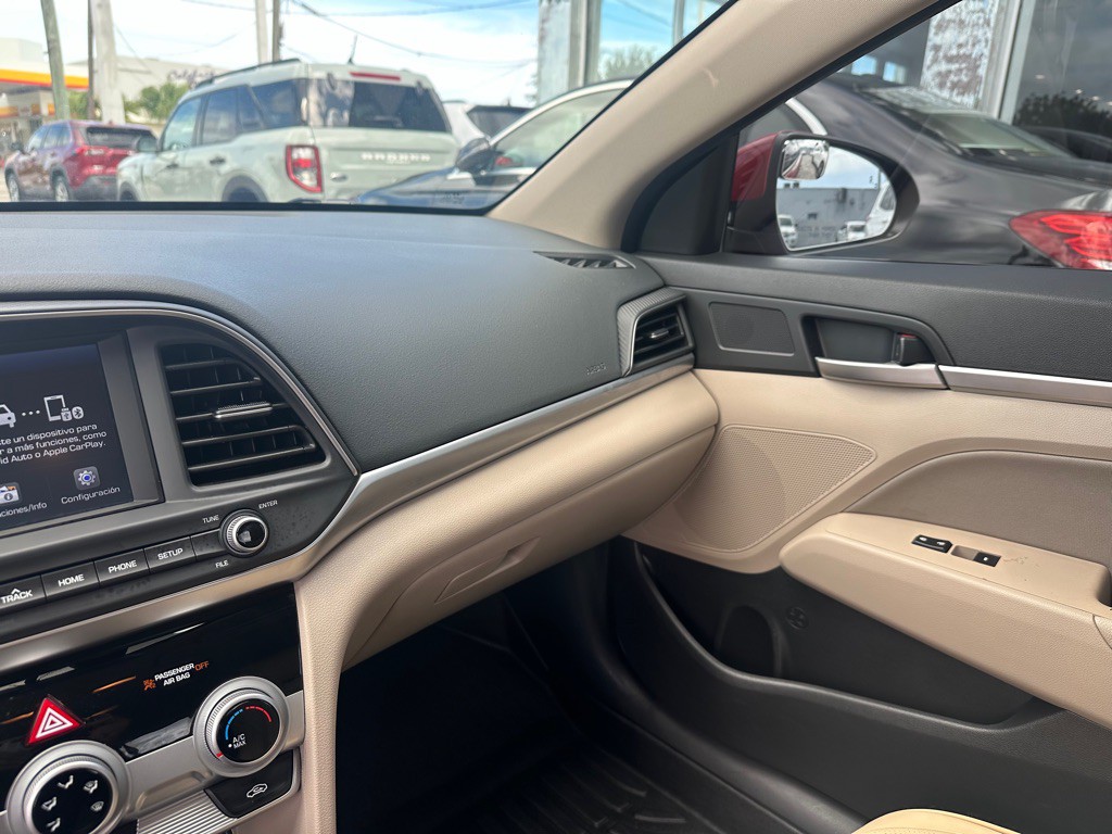 2019 Hyundai Elantra Image 21
