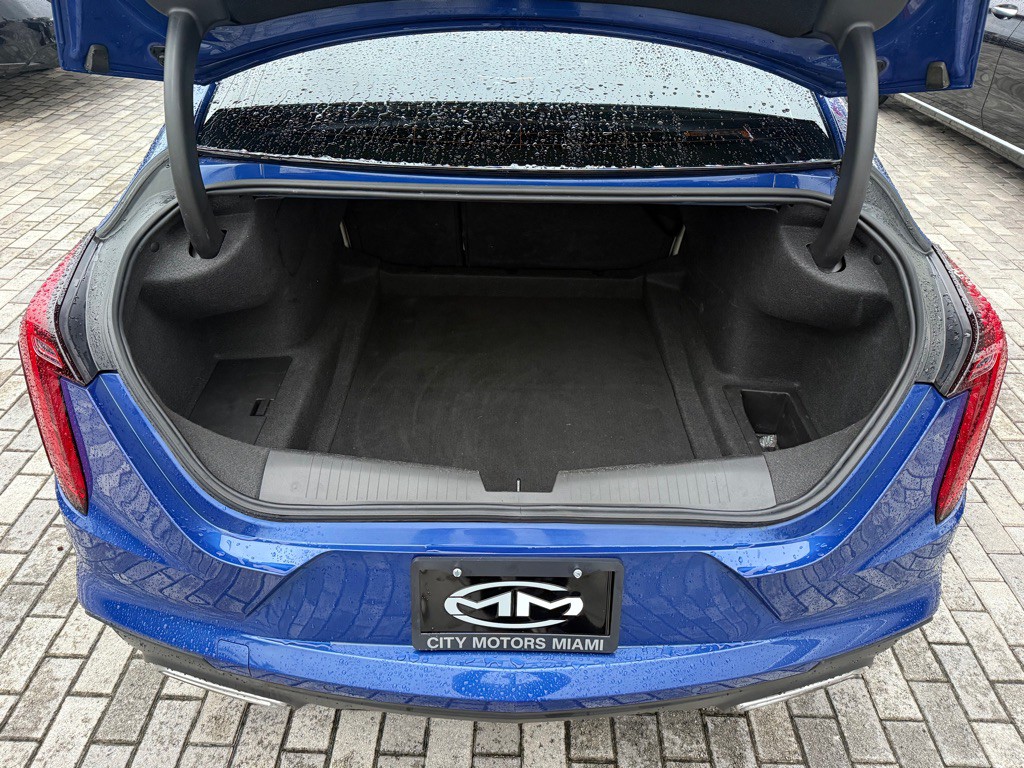 2024 Cadillac CT4 Image 7