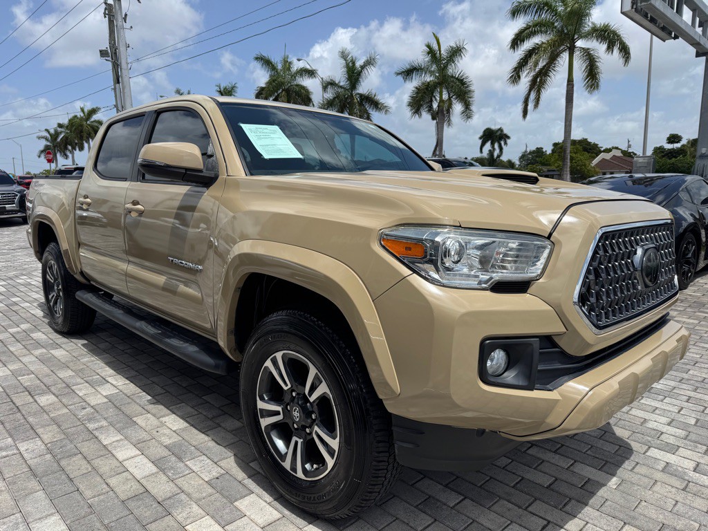 2016 Toyota Tacoma Image 1