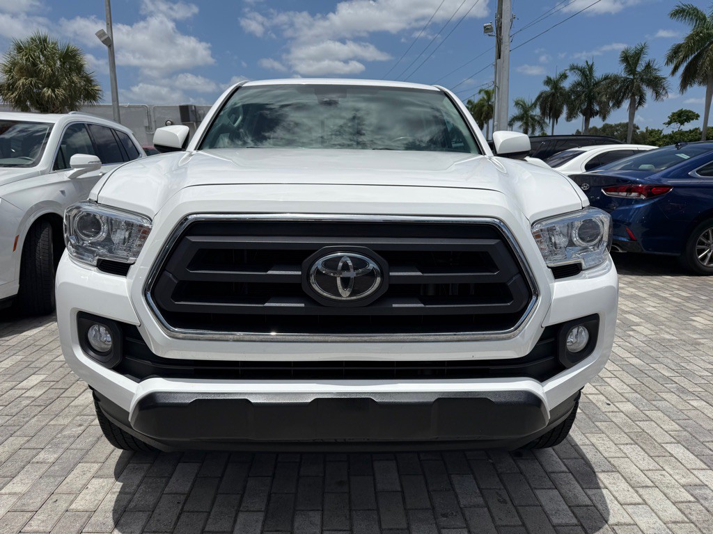 2021 Toyota Tacoma Image 2