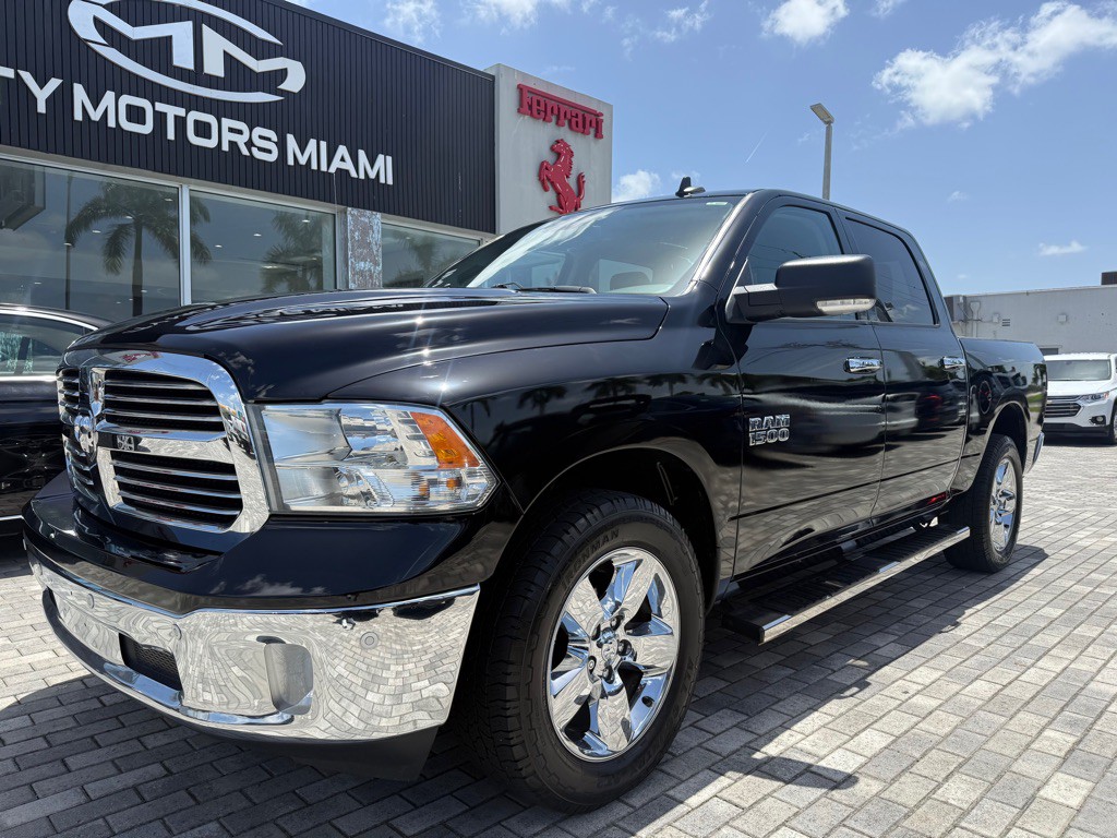 2018 RAM 1500 Image 3