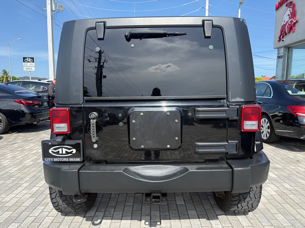 2010 Jeep Wrangler Image 9