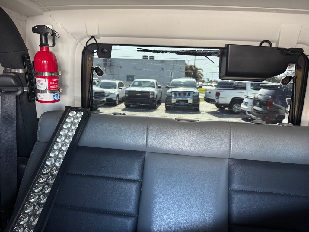 2010 Jeep Wrangler Image 29