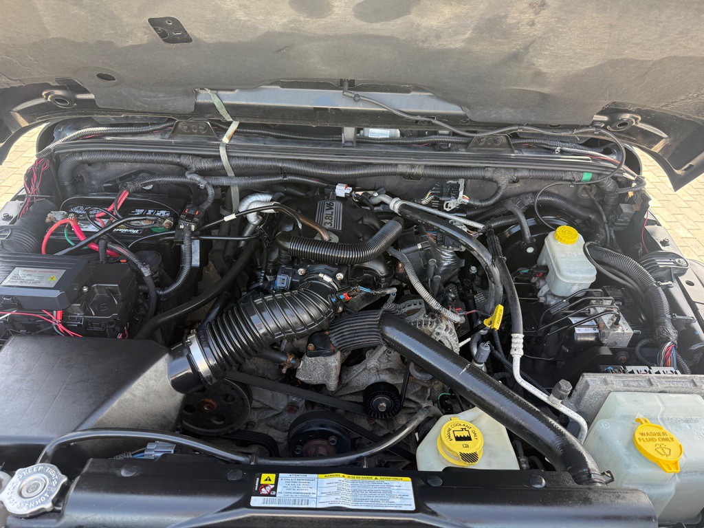 2010 Jeep Wrangler Image 30