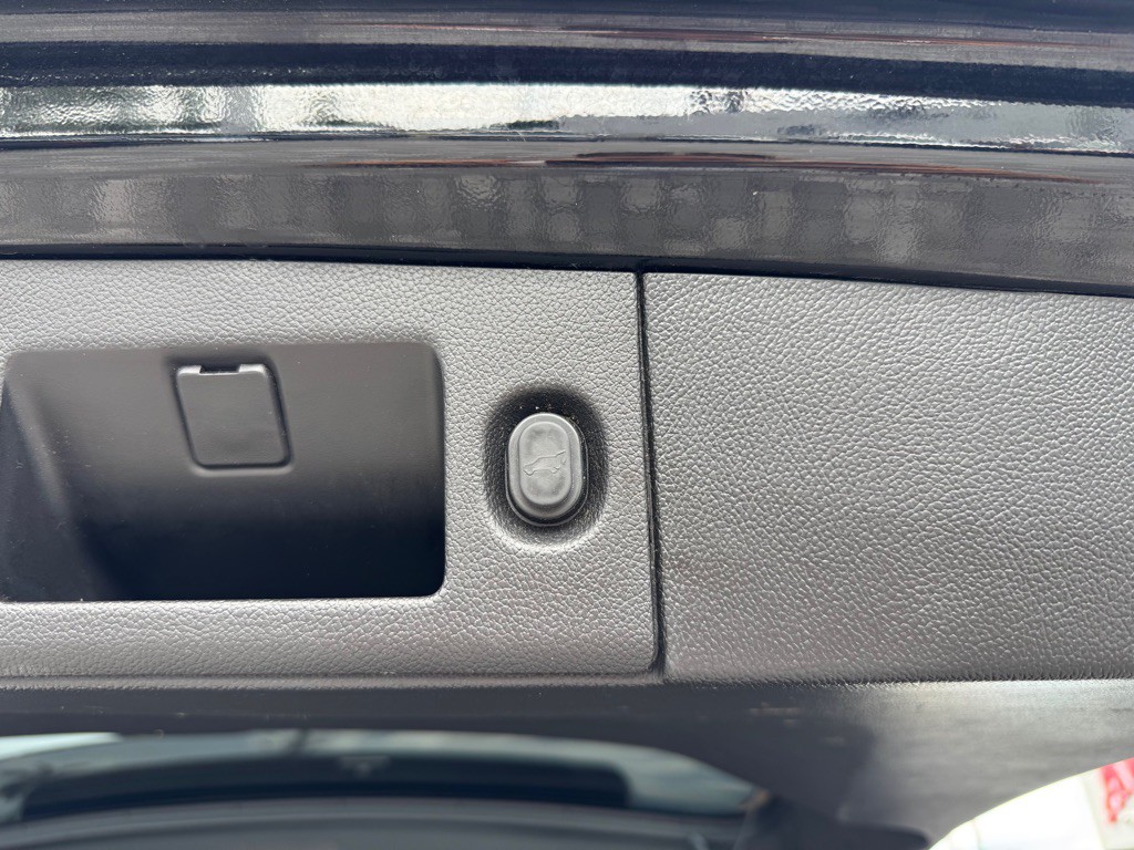 2018 Chevrolet Tahoe Image 22