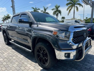 Image for 2018 Toyota Tundra CREWMAX SR5 ID: 6716478
